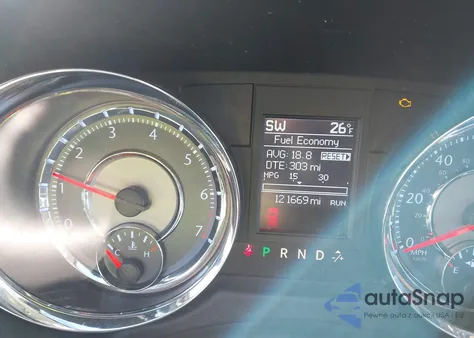 2015 Chrysler Town & Country Touring z USA, uszkodzony, nr VIN 2C4RC1BG7FR560465